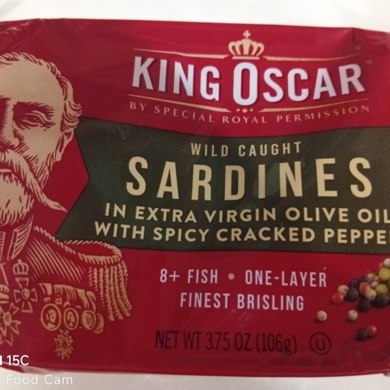 KING OSCAR Finest Wild Caught Sardines in Extra Virgin Olive Oil with Cracked Pepper 106g