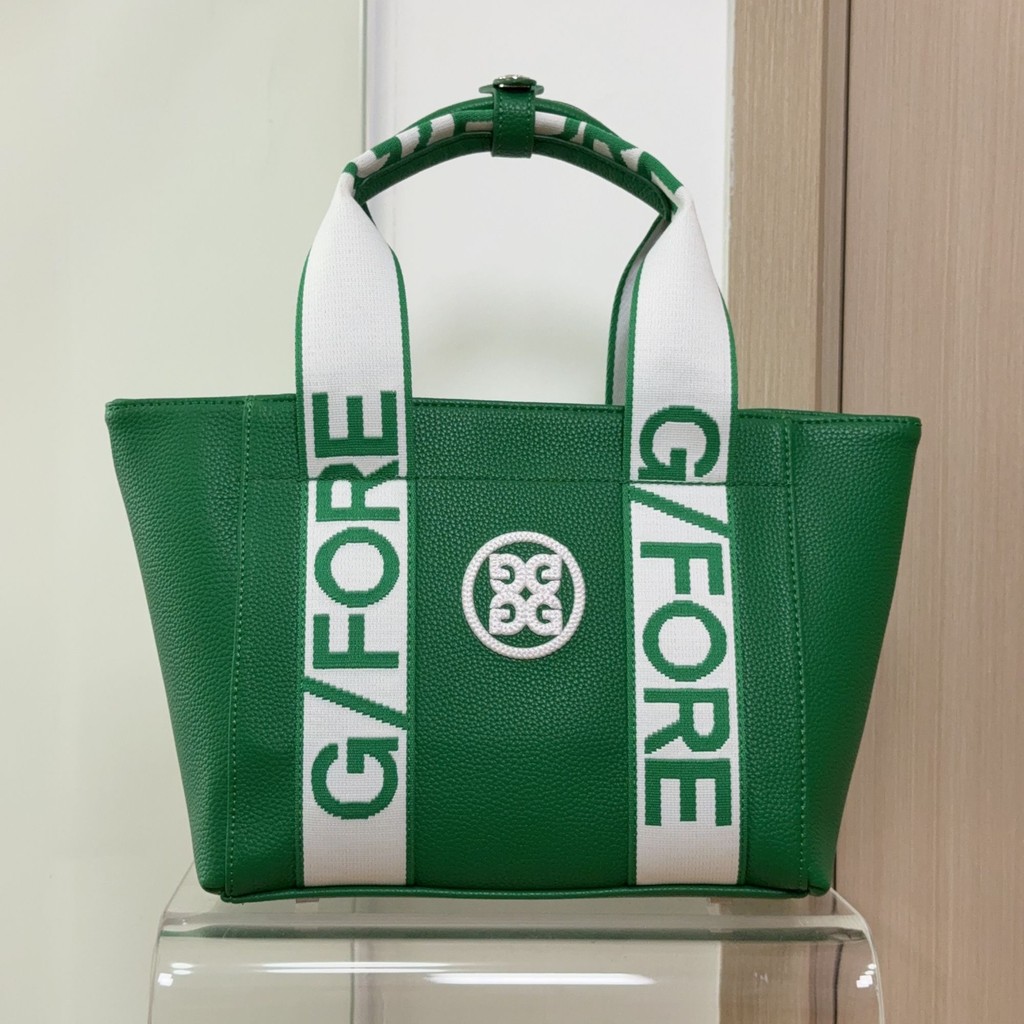 2026 สไตล์ใหม่ GFORE กันน้ํา Peach Grain หนังกระเป๋าถือกอล์ฟขนาดใหญ่ความจุ Unisex แฟชั่นกระเป๋าสะพาย