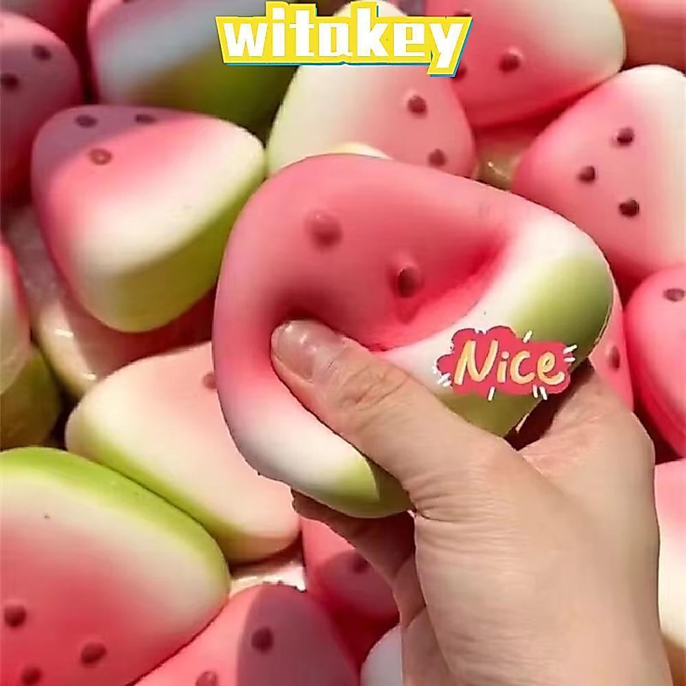 WITAKEY ของเล่นบีบคลายเครียดรูปผลไม้ตลก ดีไซน์หยิกและบีบ ปล่อยอารมณ์ นุ่ม ทนทาน ปลอดสารพิษ สำหรับผู้ใหญ่และเด็ก คลายเครียดที่ทำงานและโรงเรียน