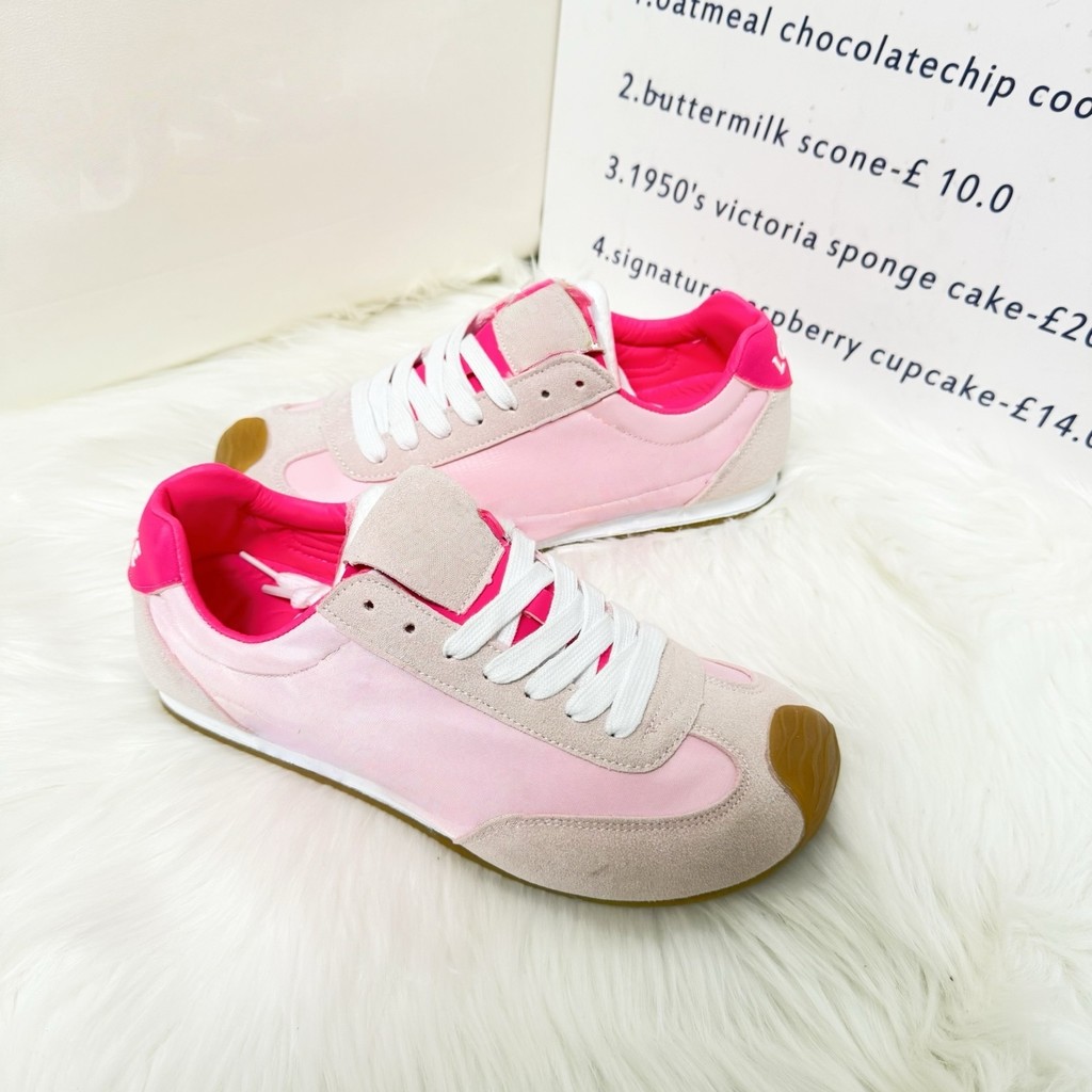 2026 ผู้ชายผู้หญิงคู่สไตล์สีชมพู Forrest Gump รองเท้าเทรนนิ่งเยอรมัน Anti-slip Outsole น้ําหนักเบา Breathable T-Head ถุงเท้าโครงสร้างรองเท้าผ้าใบ 6 สี