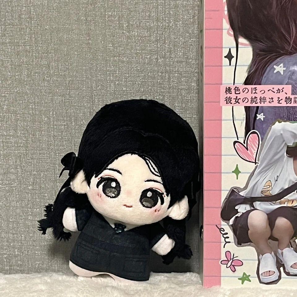 Original BLACKPINK Jin Zhixiu JISOO10 ซม.ตุ๊กตาผ้าฝ้ายพัดลมตุ๊กตาสนับสนุนจี้กระเป๋านักเรียนพวงกุญแจ 