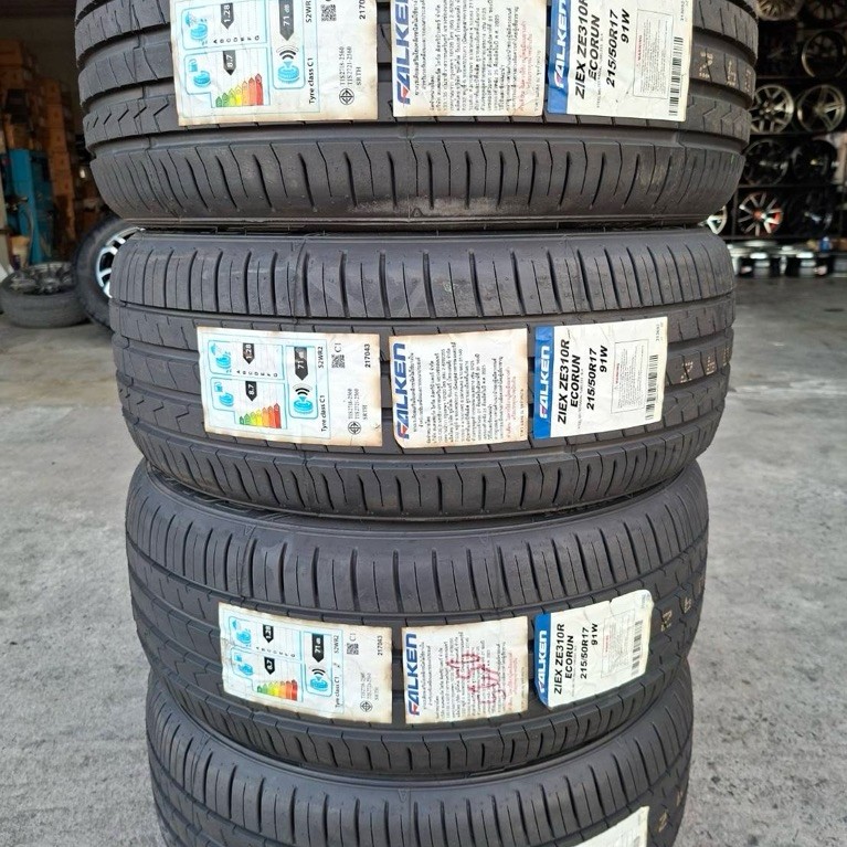 🚓🚗Falken 215/50/17 ZE310 ยางใหม่ปี 25