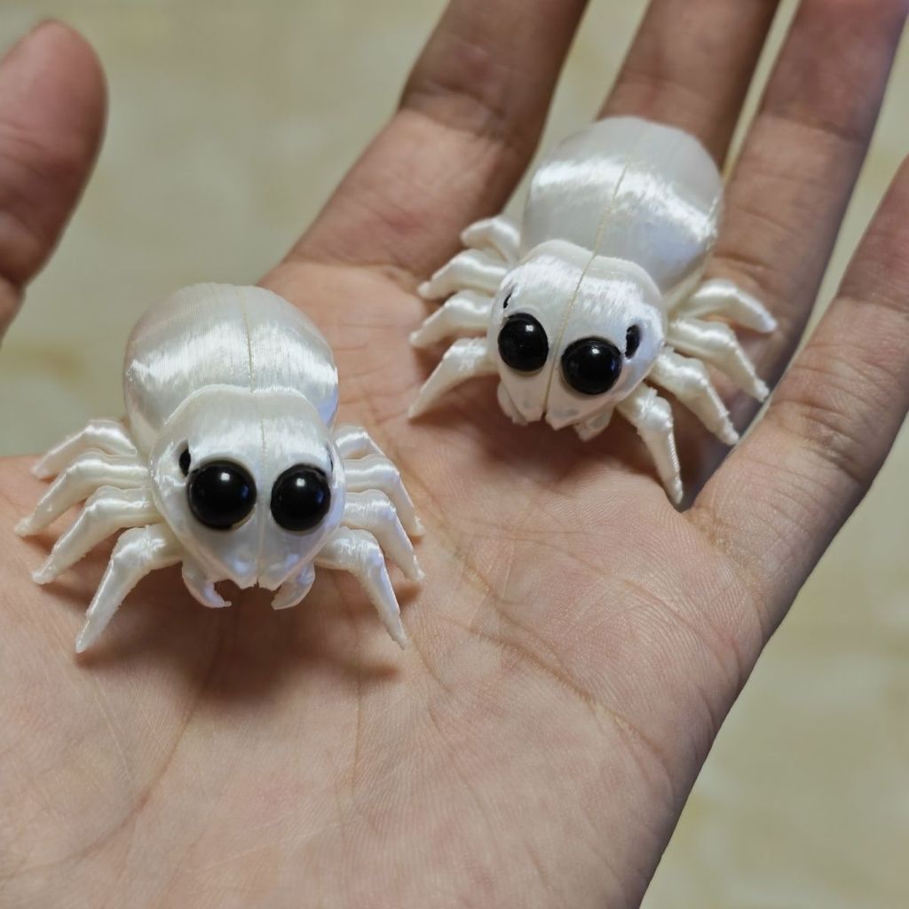 บันทึกการเดินทางของมนุษย์ที่จะอมตะอะนิเมะ Periphery Hanli สัตว์เลี้ยงหยกขาว Spider พวงกุญแจจี้ของขวัญวันเกิด