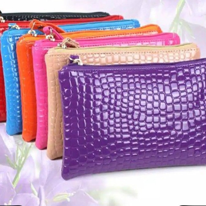 HP DCG OFFICIAL - POCH WALLET FOR CELLPHONES AND MONEY, HANDBAGS