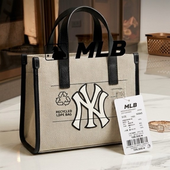 กระเป๋า MLB รุ่น MLB Canvas Tote Bag (New York Yankees)