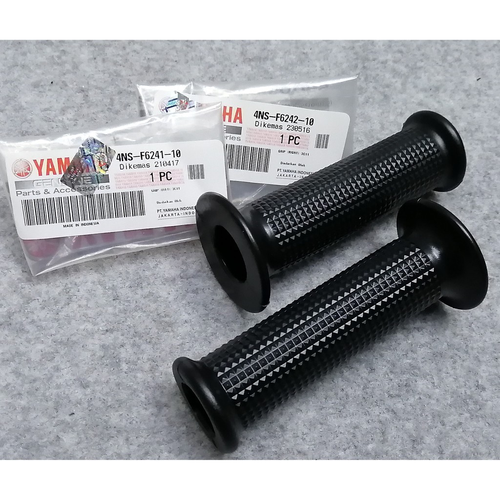 YAMAHA RXZ HANDLE GRIP/ HLY 100% 4NS-F6241-10//4NS-F622-10