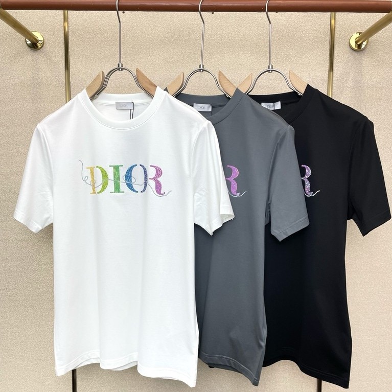 Dior ฤดูร้อน Plus ขนาดแขนสั้นผู้ชายผู้หญิงคู่สไตล์ Contrast สีสไตล์ใหม่แฟชั่นฤดูใบไม้ผลิฤดูใบไม้ร่วง