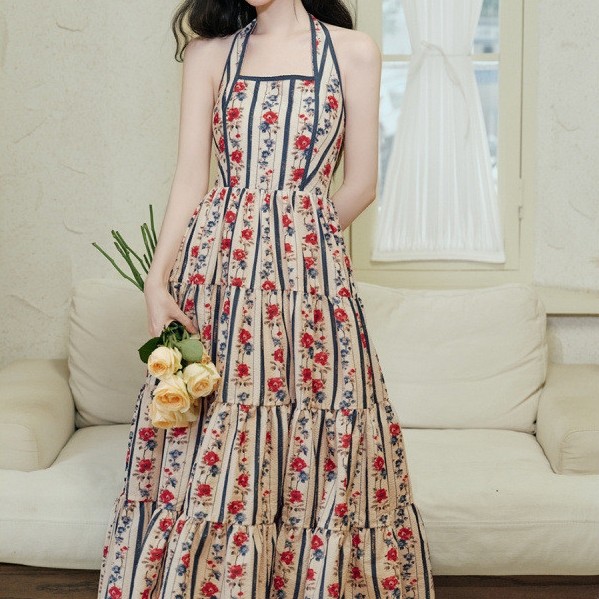 พิมพ์เอวย้อนยุคคอแขวนวันหยุดสูง ata Look Dress ผู้หญิงบาง