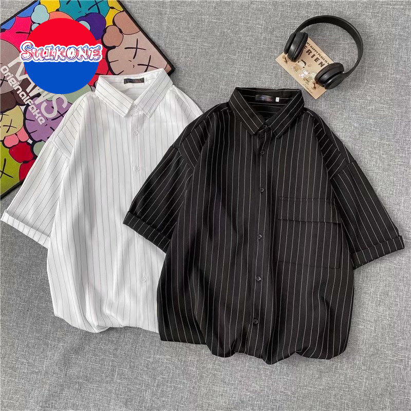 SUIKONE ซุยโคเนะ เสื้อเชิ้ตผู้ชายแขนสั้นญี่ปุ่นย้อนยุคแนวตั้งลายคุณภาพสูงสไตล์เป็นกลาง