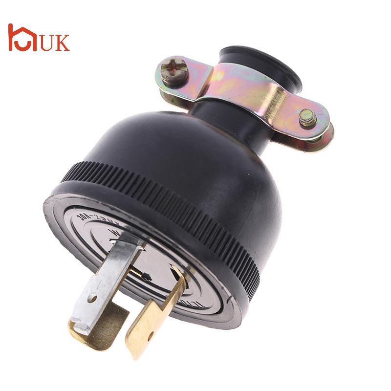 UK 2.5KW ปลั๊กเครื่องกําเนิดไฟฟ้าปลั๊กป้องกันการหลวม 168f/170f ปลั๊กสามขั้ว GX160 TH