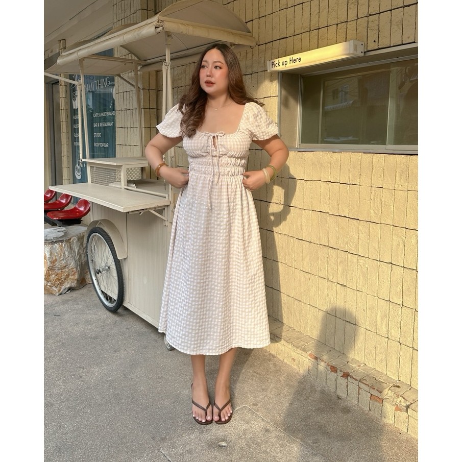 Dreamy Dress เดรสลายสก็อตแขนตุ๊กตา อก36-46 ให้ลุคคุณหนูละมุนสุดๆ