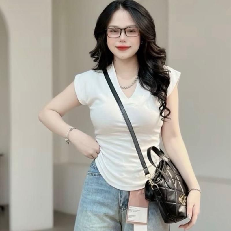 CT9a เสื้อยืดผู้หญิง PHOM กอดคอเต่าแขนกุดเอว