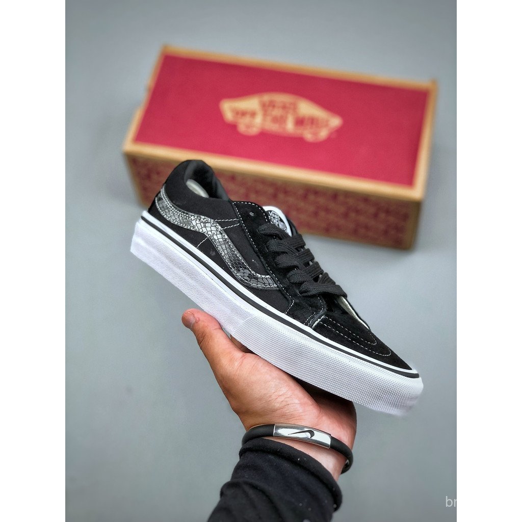 2026Vans Sk8-Low ผู้ชายผู้หญิงรองเท้าผ้าใบ Joint Casual รองเท้าผ้าใบผู้ชายผู้หญิงรองเท้า Street อินเทรนด์ Retro Street เยาวชน Hip Hop HUFZ