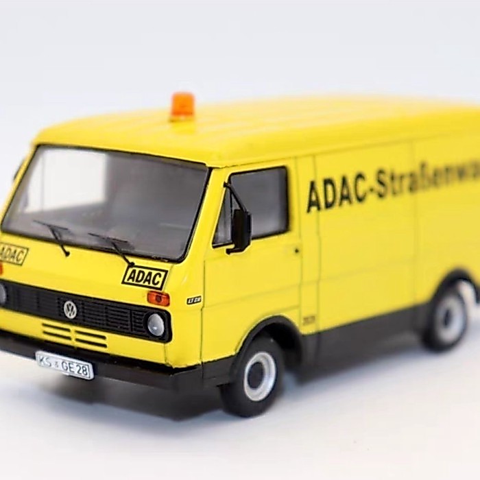 1/43 VW LT28 Volkswagen Van Police Car Transporter Model Jewelry Boutique Out of Print Model