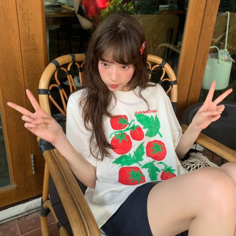 【ส่งจากไทย】🍅Tomato พิมพ์เสื้อยืดแขนสั้นลำลองสำหรับผู้หญิงฤดูร้อนสไตล์ใหม่เสื้อคอกลมหลวมไม่ซ้ำใคร