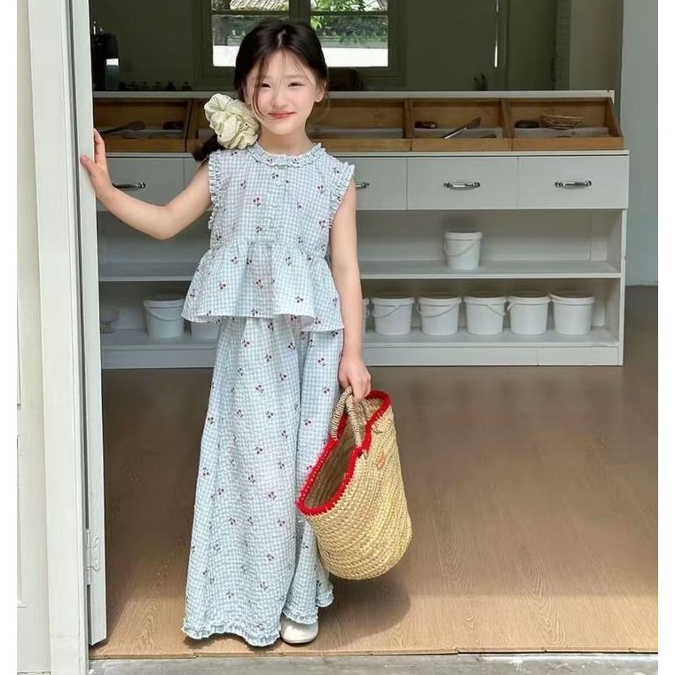 nana*512*งานชุดเช็ตลายเชอร์รี่สไตล์เกาหลี เสื้อพร้อมกางเกงขายาว พร้อมส่งที่ไทย