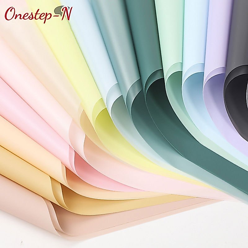 กระดาษฟลาวด์สีพื้นโปร่ง ขอบมุข 💐 ขนาด56x56ซม. พลาสติกห่อดอกไม้ DIY สำหรับจัดช่อดอกไม้ปลอม