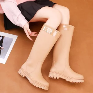 รองเท้าบูทกันฝน รองเท้ากันน้ำผู้หญิง บูทยางกันลื่น ทรงสูง น้ำหนักเบา ใส่สบาย ลุยฝน แฟชั่น