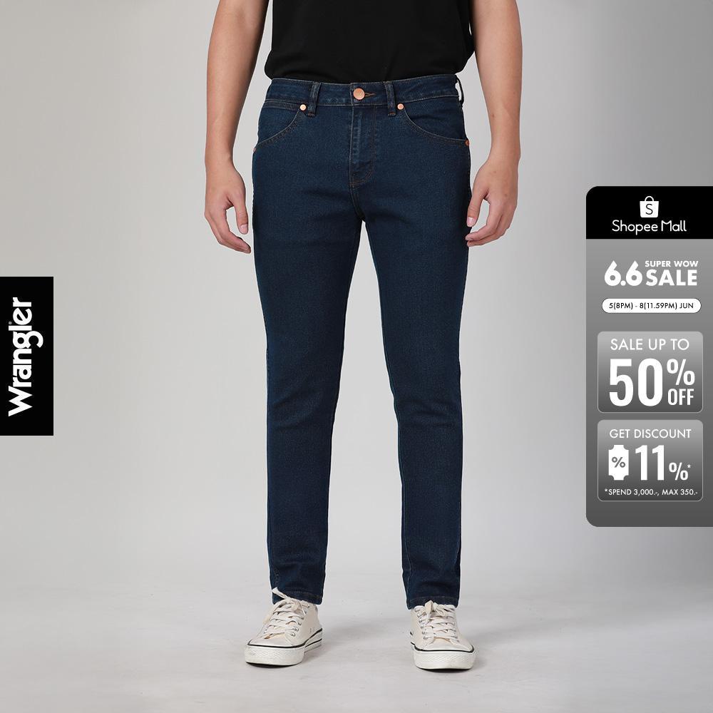 WRANGLER กางเกงยีนส์ผู้ชาย เอวต่ำ ทรงรัดรูป ทรง Bryson รุ่น WR F525MBRYF67 สียีนส์กลาง