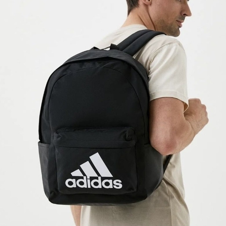 โปรดอ่านก่อนถามของแท้ของใหม่ป้ายไทยAdidas Classic Badge of Sport สีดำ