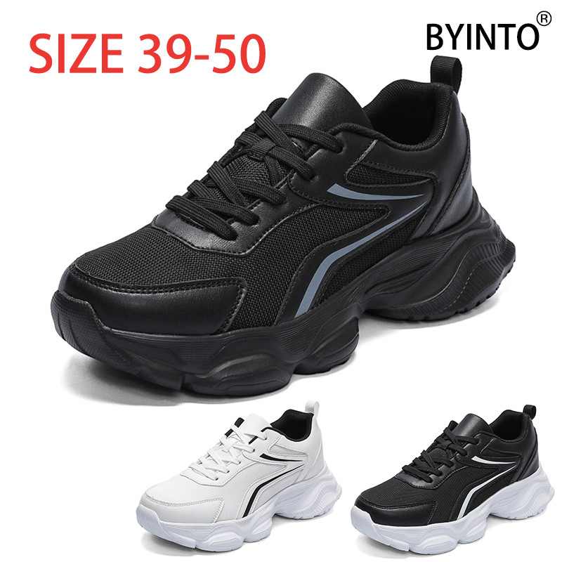 รองเท้าวิ่งสำหรับผู้ชาย ขนาด US 39-50 ตาข่ายระบายอากาศได้ดี สไตล์รองเท้าผ้าใบ สวมใส่ง่าย และทนทาน มีให้เลือกทั้งสีดำและสีขาว