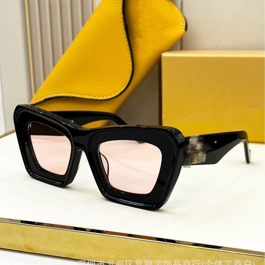 Y0OZ LO New Square Large Frame Fashion Sunglasses Light Luxury UV Protection Cool Sunglasses LW40148
