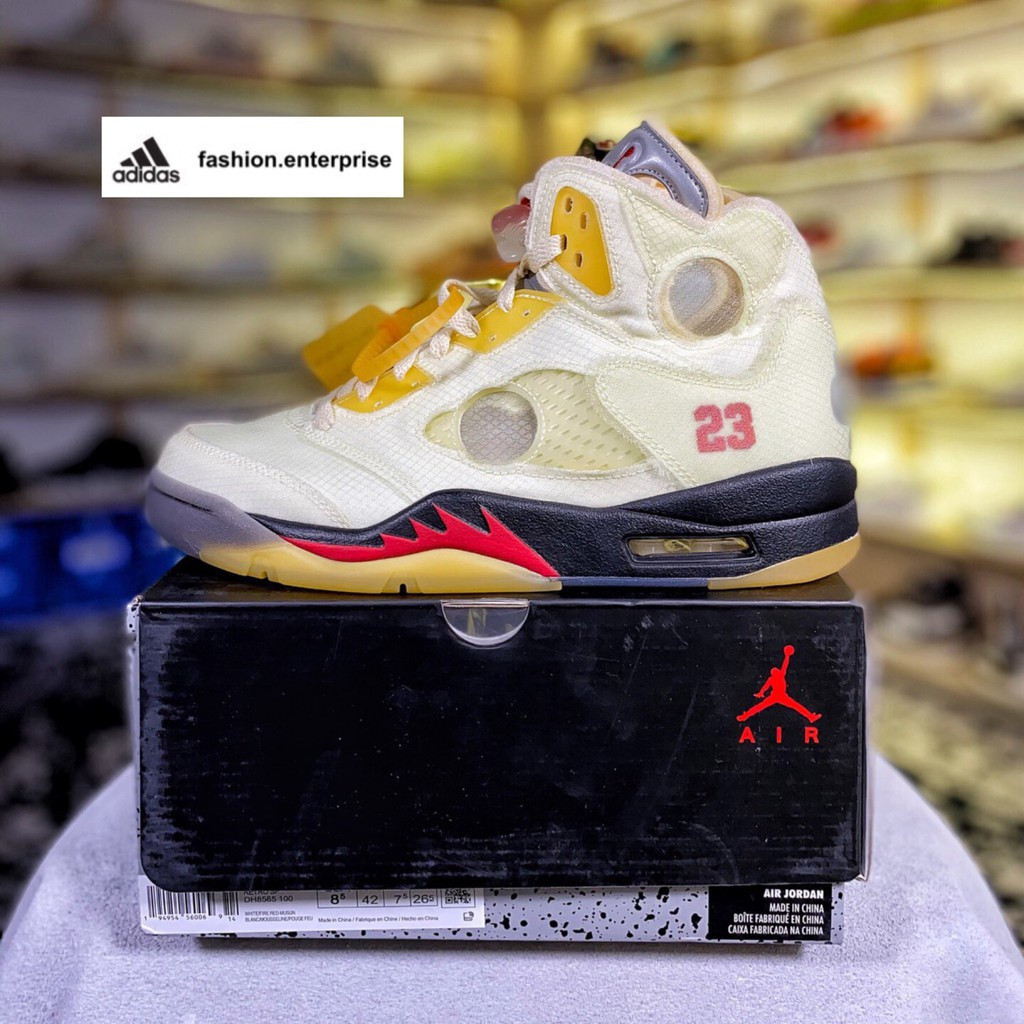 Off-White Off-White Off x Air Jordan 5 Sail