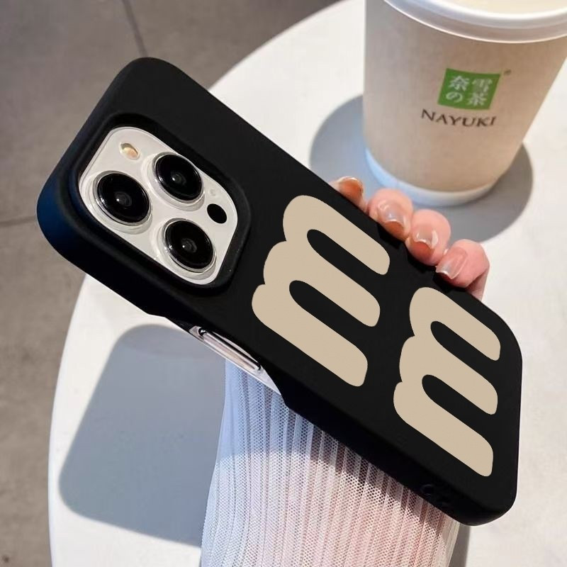 Creative MM Letter Soft Case Half Pack เหมาะสําหรับ iPhone 15 Pro Max 11 14 ProMax 17 Pro Max 13 Pro 12 Pro 16 Pro 17 Pro Matte Soft Anti-Cushioning