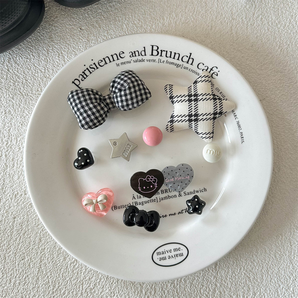 สีดําสีขาวลายสก๊อต Star Heart รองเท้า Charms - DIY พิน สไตล์ Clog อุปกรณ์เสริม,ที่ถอดออกได้ Checkered Decor Pins สําหรับรองเท้า, Preppy สไตล์เครื่องประดับสําหรับสาว