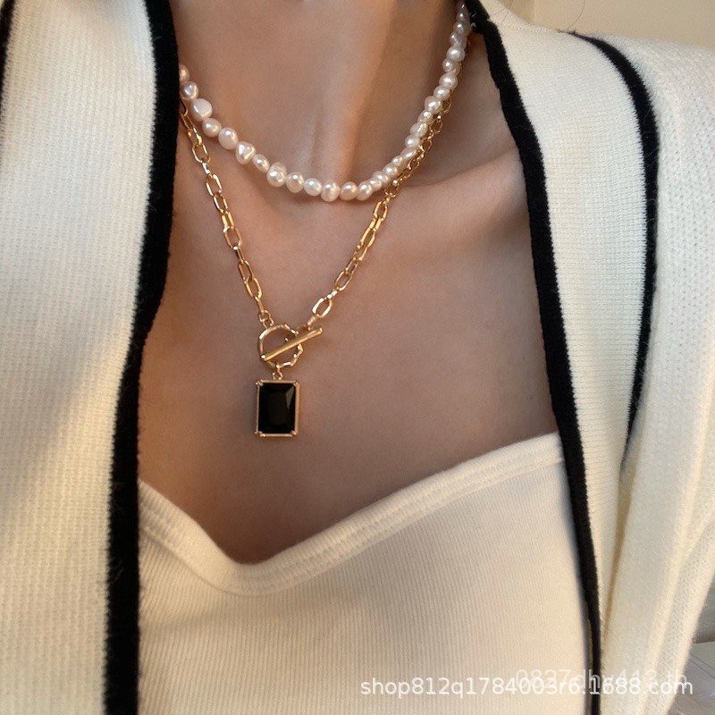 Abnormal สี 2025 สร้อยคอ Designer สไตล์ High-End สไตล์ใหม่อินเทรนด์จี้หรูหราเกาหลีเสื้อกันหนาวเรขาคณ