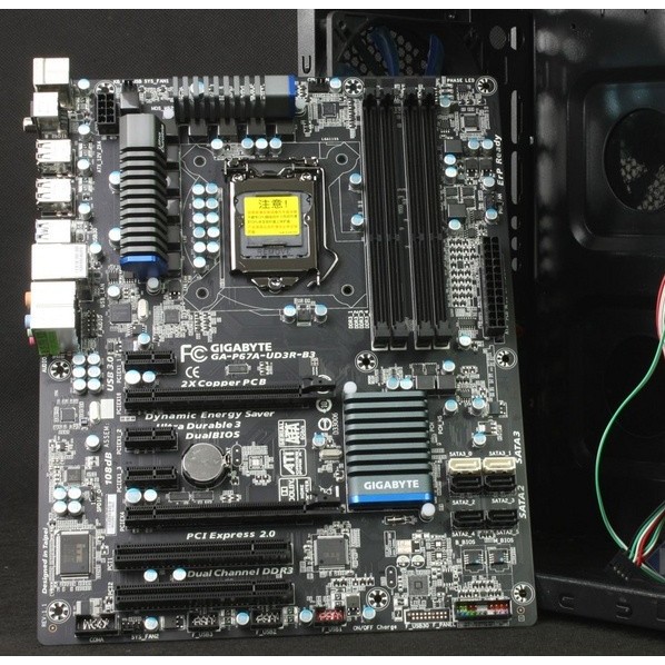 Gigabyte GA-P67A-UD3R/-B3 UD3P P67 1155 พินเมนบอร์ด Deluxe กระดานดํา DDR3