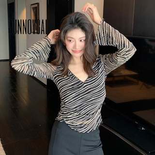 เสื้อยืดแฟชั่นใหม่ปี  สำหรับผู้หญิง ออกแบบ V-neck แขนยาว มีต…