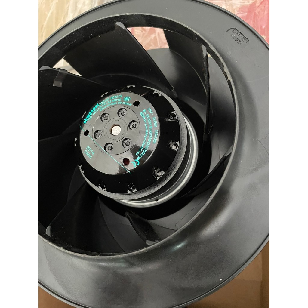 ของแท้ R2E225-BD92-09/19/10/12/20/62/69/16/31 230V เยอรมนี ebmpapst