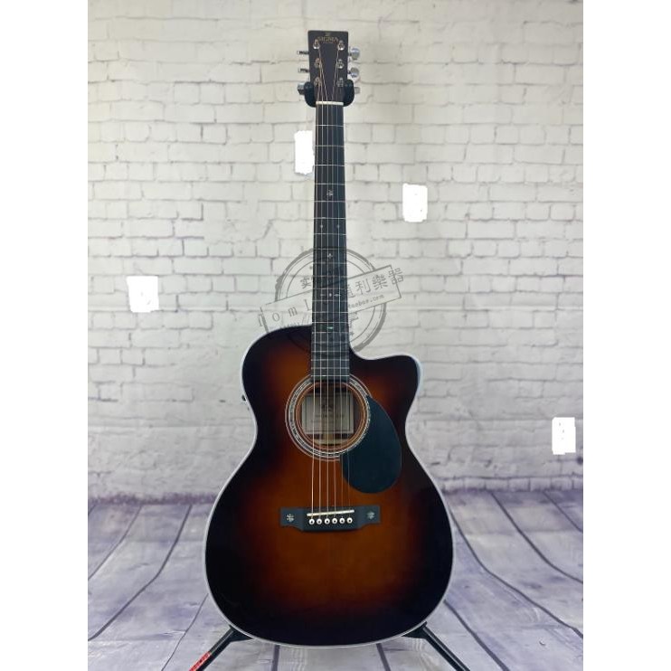 Z ราคา 25% Off Sigma Sigma OMTC-1E-SB Acoustic Electric Case Guitar