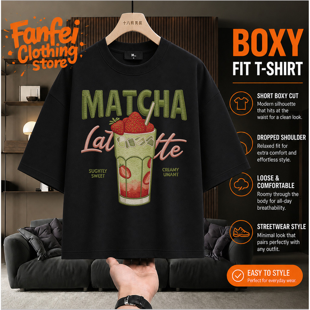 COD จัดส่งตลอด 24 ชั่วโมง Fanfei boxy crop teeเสื้อครอปครอปทับลาย MATCHA สตรอเบอร์รี่ CREAMY UMAMT เ
