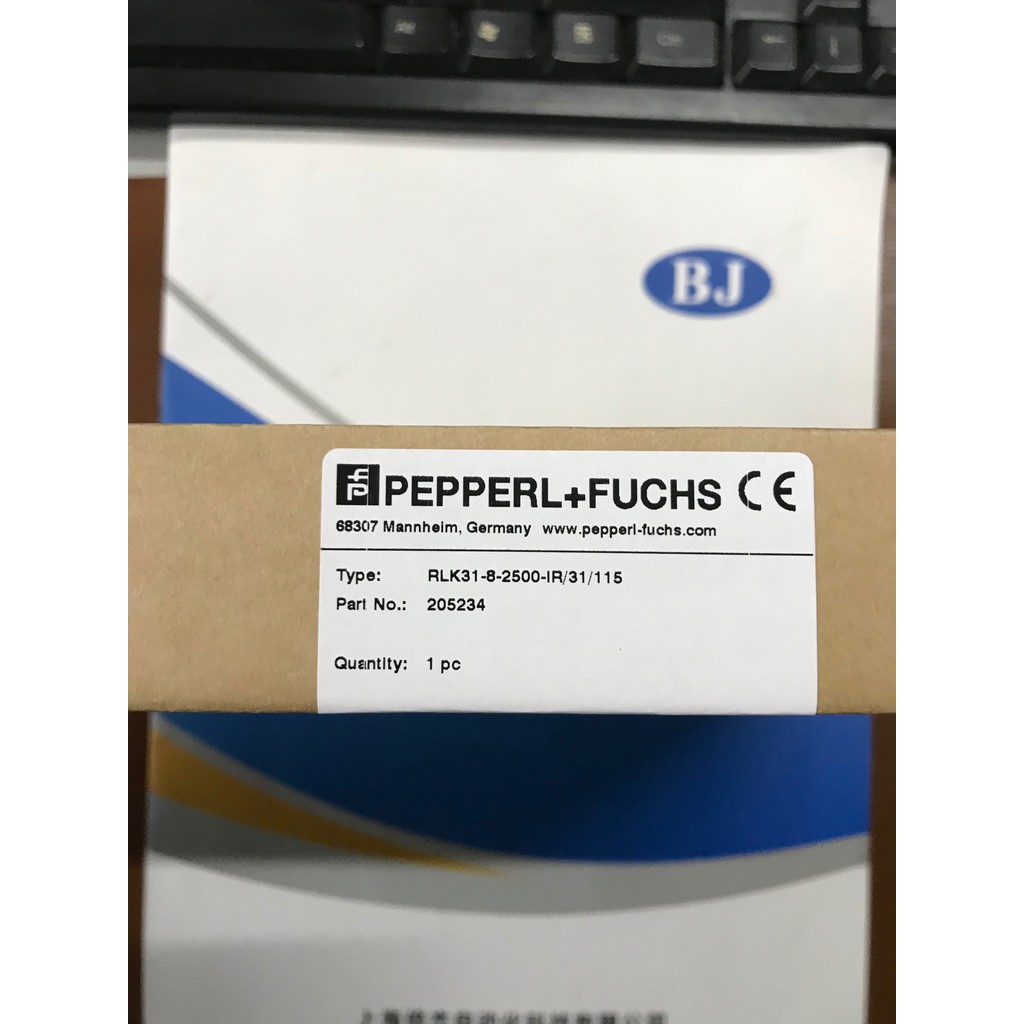 Double Plus Fu RLK31-8-2500-IR/31/115 Diffuse สะท้อนแสง Optoelectronic Sensor ยี่ห้อใหม่เดิมแท้