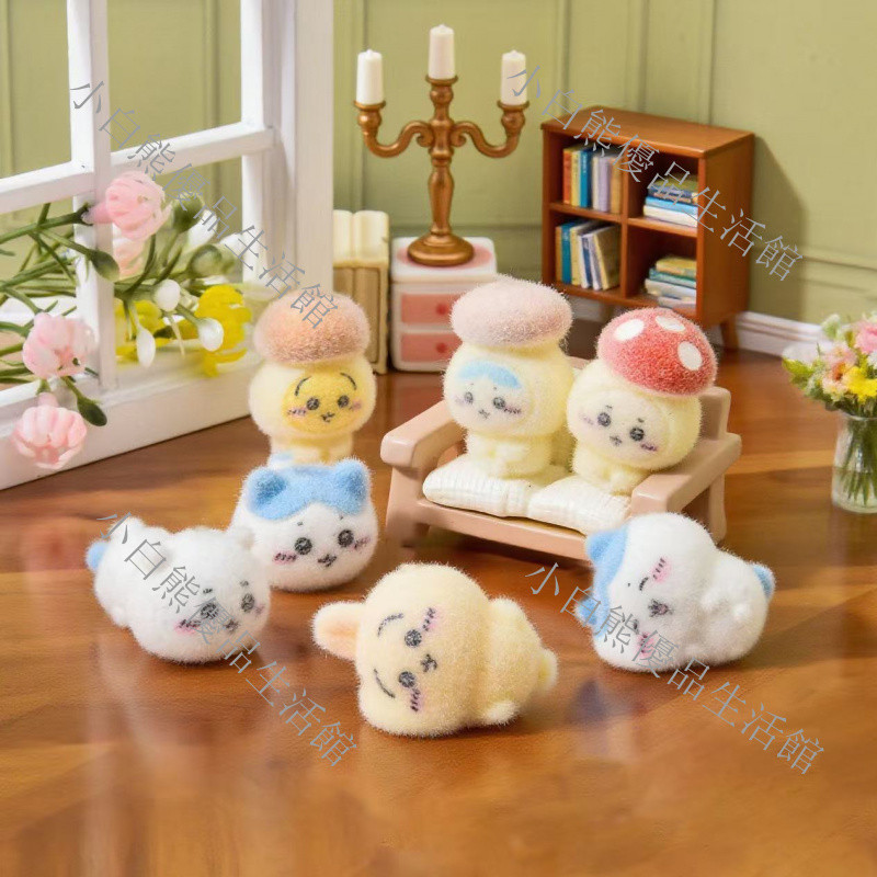 New น่ารัก Chiikawa Hachiware Usagi Flocking ตุ๊กตาตัวละครคอลเลกชันของที่ระลึกเครื่องประดับตั้งโต๊ะของขวัญ