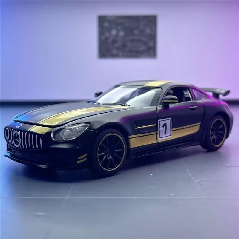 1:32 Mercedes BENZ GTR AMG รถสปอร์ตจําลองโลหะผสมดึงกลับรถของเล่นเสียงและแสงคอลเลกชันรถเด็ก