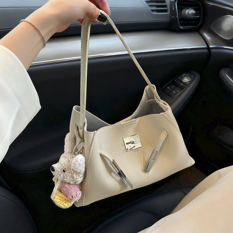 Niche Design Underarm Bag Female 2026 Spring Korean Version กระเป๋าสะพายความจุขนาดใหญ่ Hand-Carry Cross-Body Bucket Bag