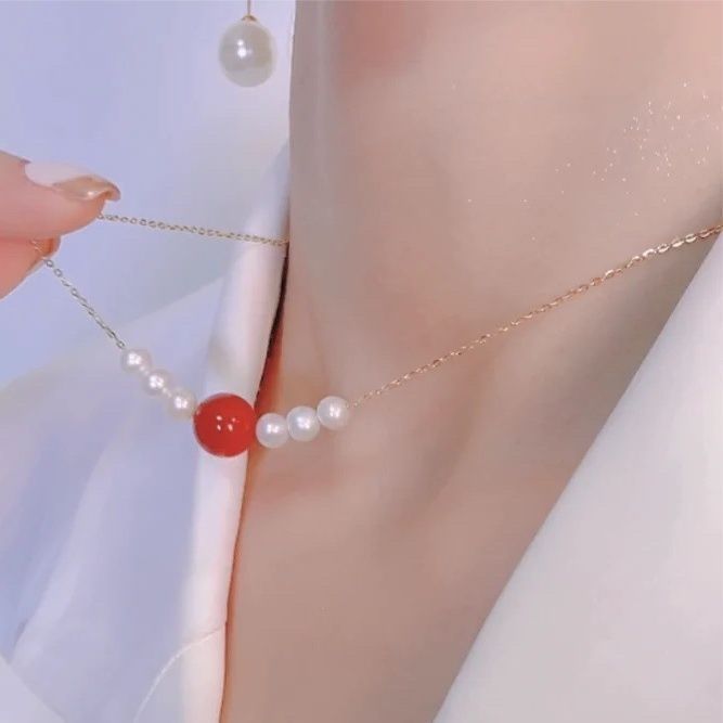 Qixi Acacia Red Agate มูลค่าสูงไข่มุกน้ําจืดธรรมชาติ Clavicle Chain สาวของขวัญสร้อยคอ