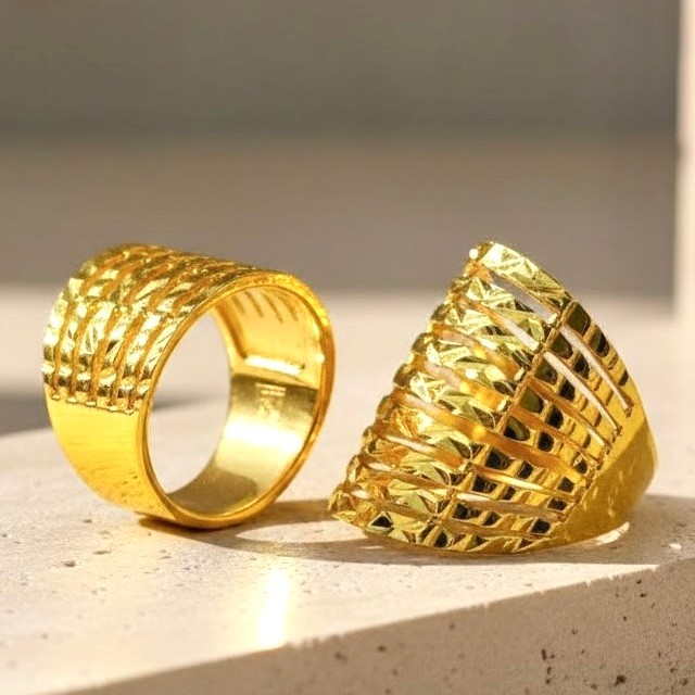 KT Fashion Gold Bangkok KLCC Ring สําหรับผู้หญิง