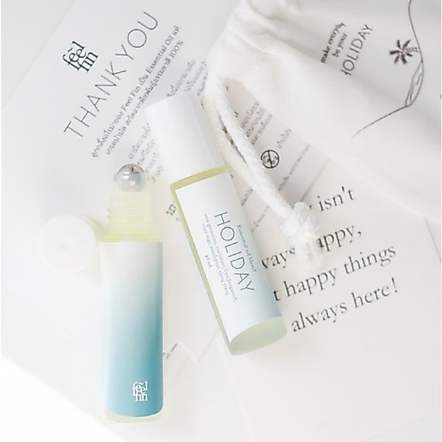 Holiday น้ำมันหอมระเหยสกัดจากธรรมชาติ บำบัดอารมณ์ 💙Essential oil  by FeelFin 100 %Naturalมีความสุข ช่วยเรื่องไมเกรน