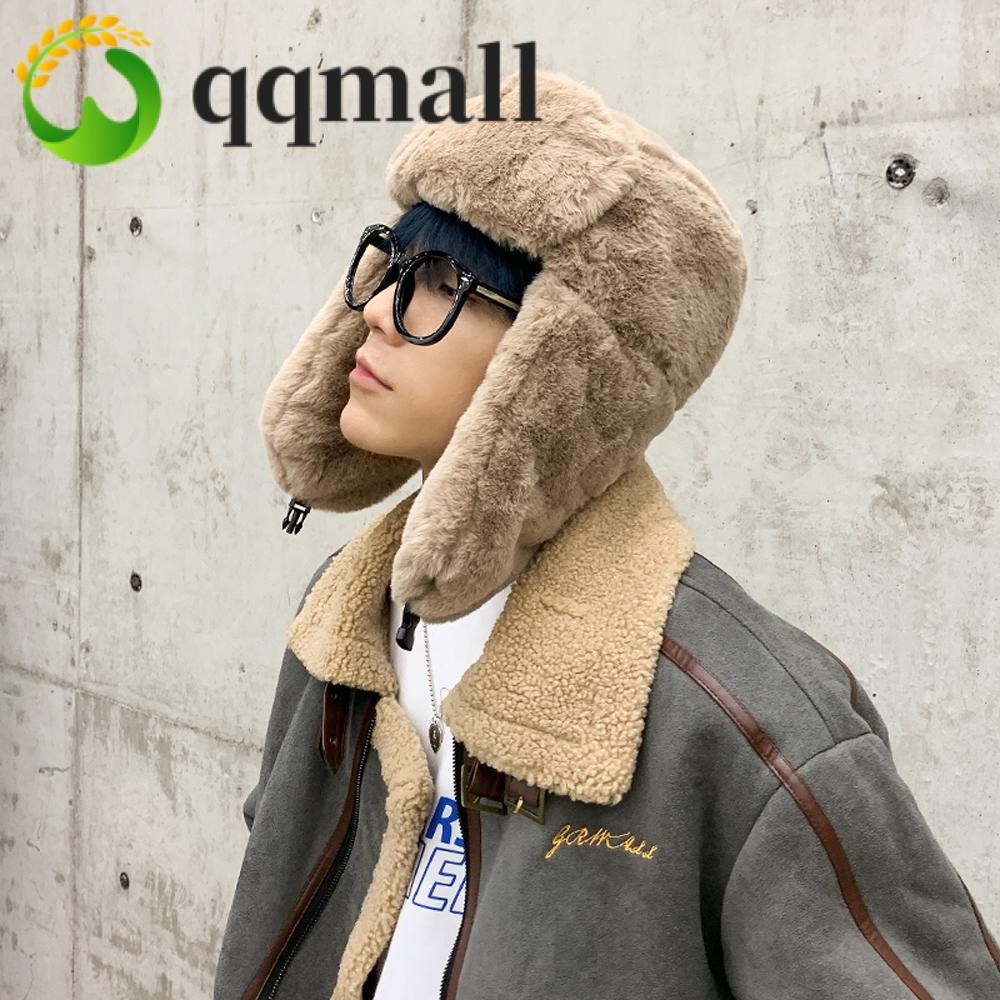 Qqmall หมวกบอมเบอร์ แต่งขนเฟอร์เทียม กันลม ให้ความอบอุ่น หลากสี สไตล์รัสเซีย แฟชั่นฤดูหนาว สําหรับผู้ชาย และผู้หญิง เล่นสกี ขี่จักรยาน