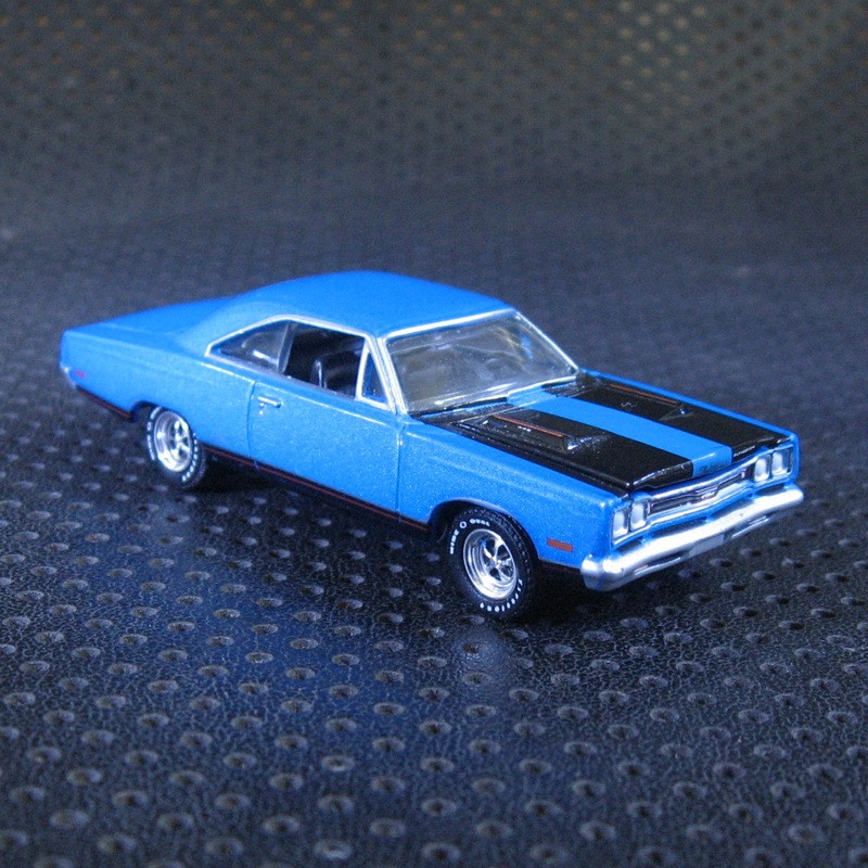 1: 64 โมเดลรถโลหะผสม Greenlight Greenlight 1969 Plymouth GTX Plymouth GTX Bulk