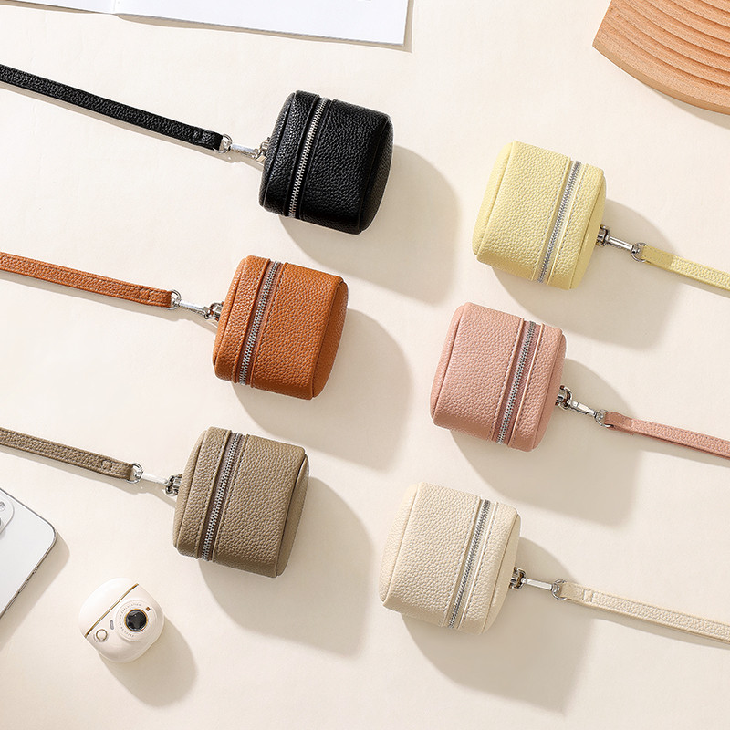 กระเป๋าคล้องคอมินิ สำหรับผู้หญิง ใส่บัตร และของใช้เล็ก ๆ อย่างลิปสติกและหูฟังได้อย่างสะดวก