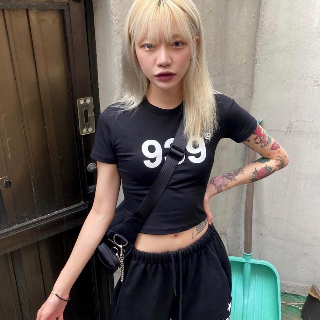 [i4p STUDIO] เสื้อยืดแขนสั้น Xu Yingzhi แบบboldและลายตัวเลข