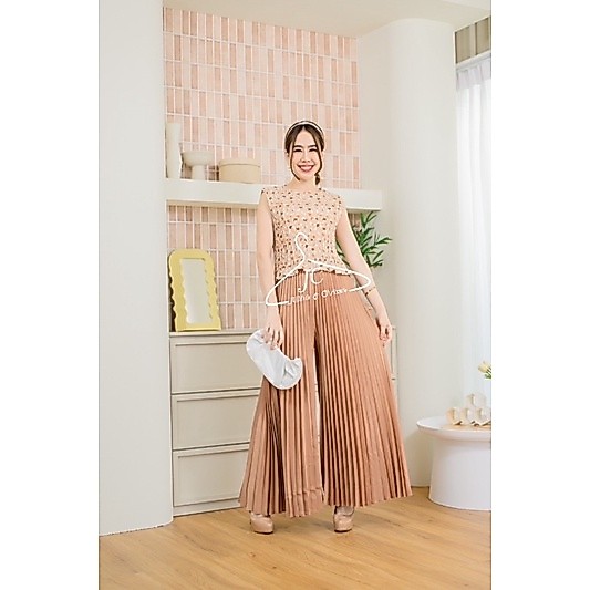 Jubbie&Chrissie :  ชุดเซ็ทพลีท  (Mix&Match🎉)