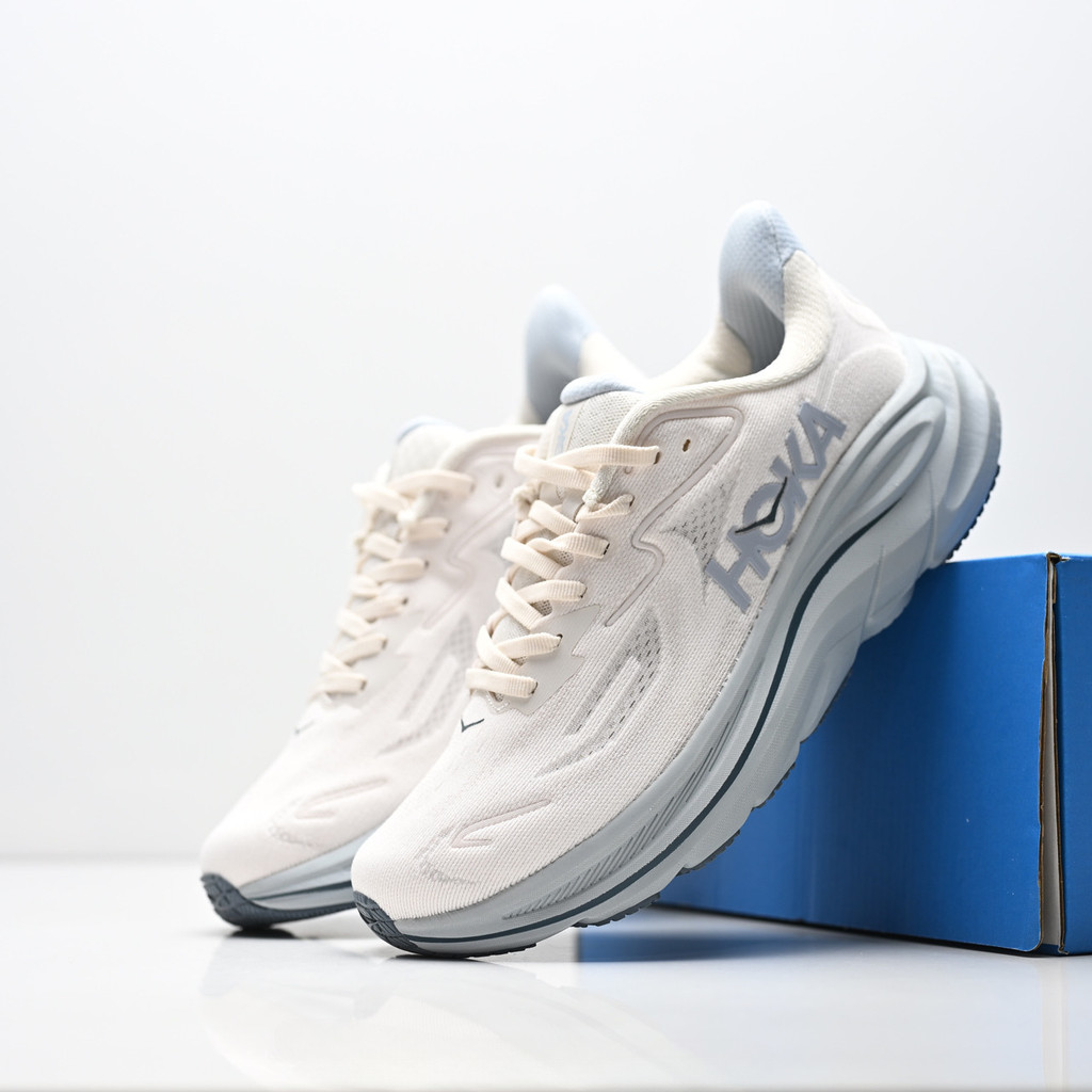 HOKA ONE ONE Clifton 10 รองเท้าวิ่งผู้หญิงs น้ําหนักเบาเบาะ Breathable รองเท้าผ้าใบสบาย