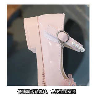 รองเท้าเกาหลีแบบโบว์สไตล์ใหม่ในฤดูใบไม้ร่วง สำหรับสาวๆ นุ่มและเบาสบาย กันลื่น ออกแบบมาอย่างสวยงาม