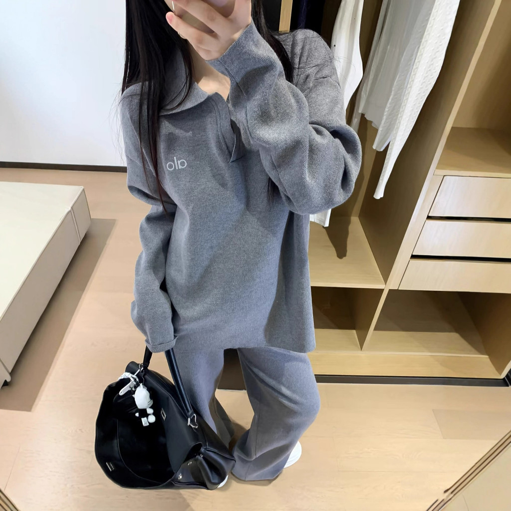 Jisoo สไตล์เดียวกันฤดูใบไม้ร่วง Alo ร้อนเงินเก่าสไตล์ Minimalist ถักเสื้อกันหนาวสบายๆกางเกงชุด